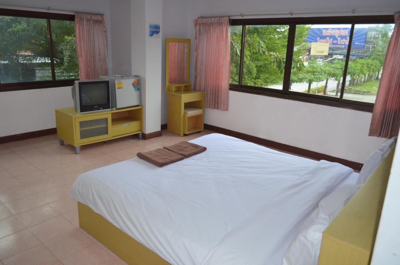Premier Hotel Nakhon Si Thammarat Luaran gambar